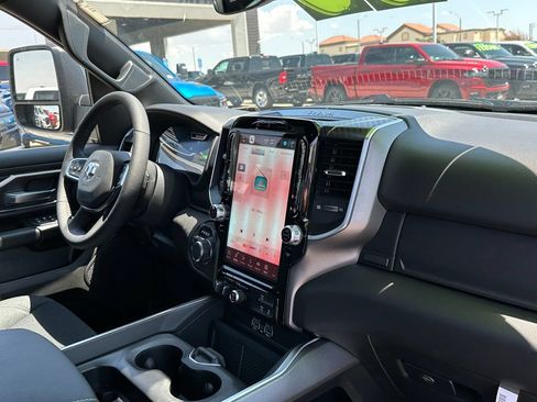 New 2026 RAM 1500 Big Horn AWD/4WD image 12
