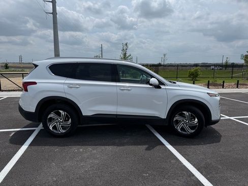 Certified 2023 Hyundai Santa Fe SEL FWD image 4
