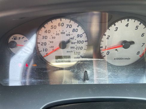 Used 2002 Nissan Pathfinder SE AWD/4WD image 10