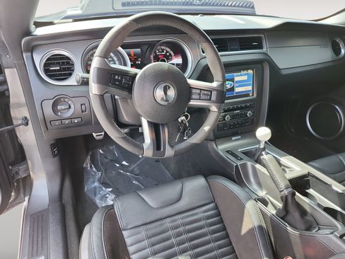 Used 2014 Ford Mustang Shelby GT500 w/ Equipment Group 821A RWD image 13