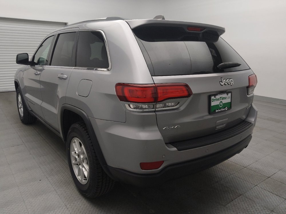 Used 2020 Jeep Grand Cherokee Laredo AWD/4WD image 5