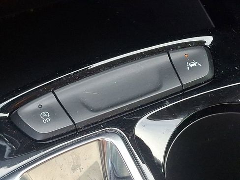 Used 2025 Chevrolet Trax ACTIV w/ Driver Confidence Package image 25