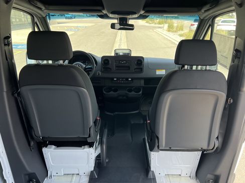 New 2026 Mercedes-Benz Sprinter 2500 image 22