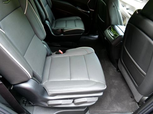 Used 2025 Cadillac Escalade Sport image 41