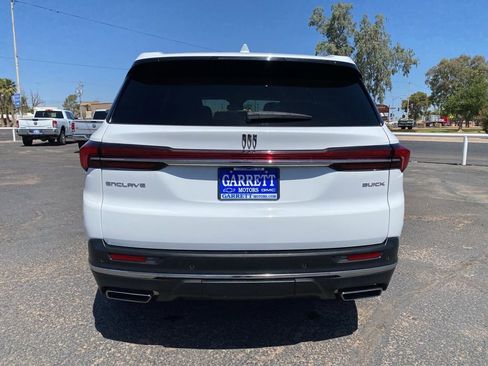 Used 2025 Buick Enclave Preferred FWD image 24