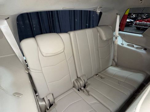 Used 2015 Cadillac Escalade Luxury image 72