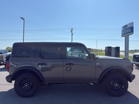 New 2026 Ford Bronco Big Bend AWD/4WD image 4