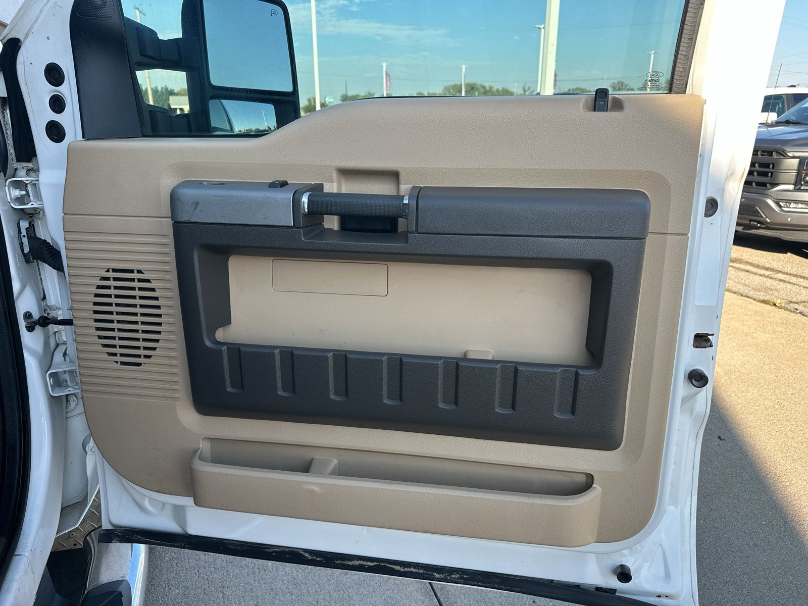 Used 2016 Ford F350 Lariat w/ Lariat Interior Package AWD/4WD image 21