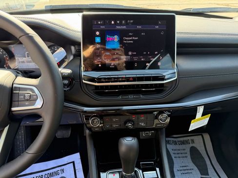 New 2026 Jeep Compass Latitude image 20