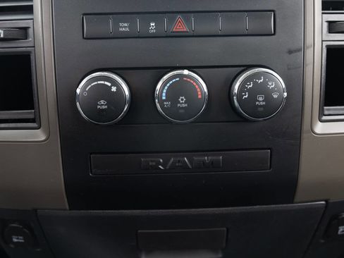 Used 2012 RAM 1500 Express RWD image 35