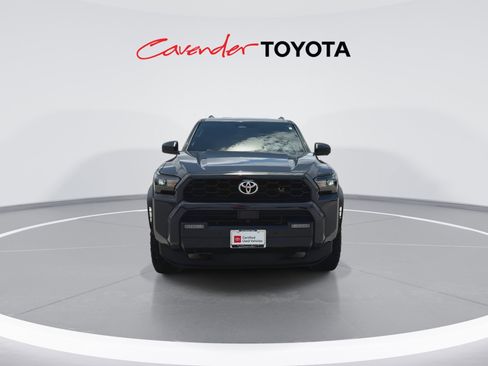 Certified 2025 Toyota 4Runner TRD Off-Road Premium AWD/4WD image 3