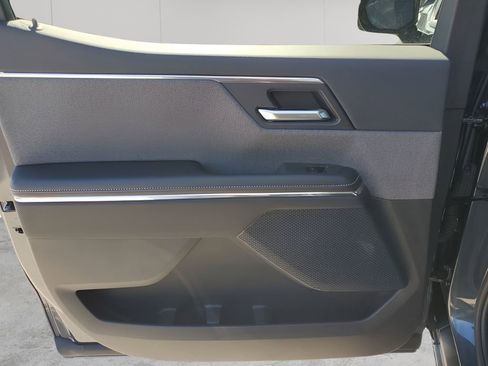 New 2026 GMC Sierra EV Elevation image 17