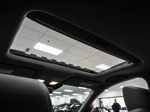 Used 2018 Honda Accord Touring image 20