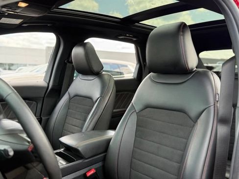 Used 2024 Ford Edge ST-Line AWD/4WD image 13