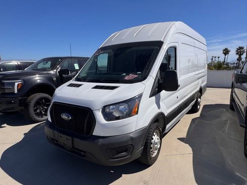 Used 2023 Ford Transit 250 148 High Roof Extended AWD image 3