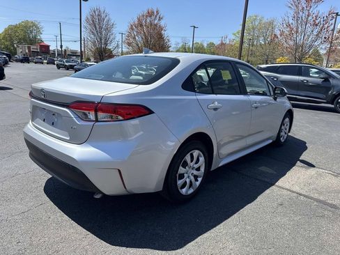 Used 2024 Toyota Corolla LE FWD image 7