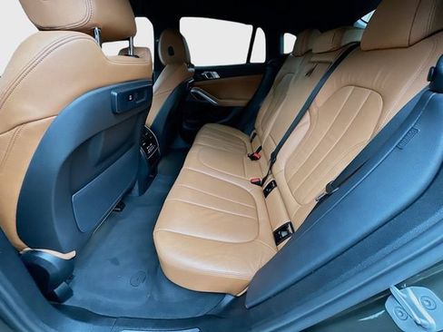Used 2022 BMW X6 xDrive40i w/ M Sport Package AWD/4WD image 25