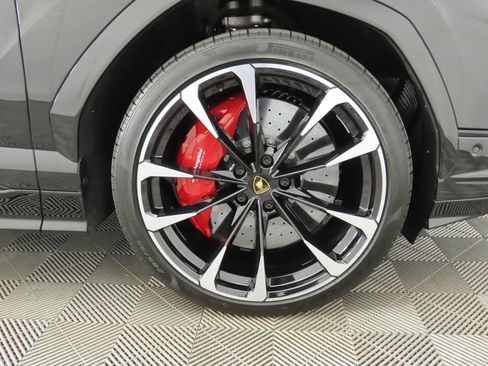 Used 2024 Lamborghini Urus S image 32