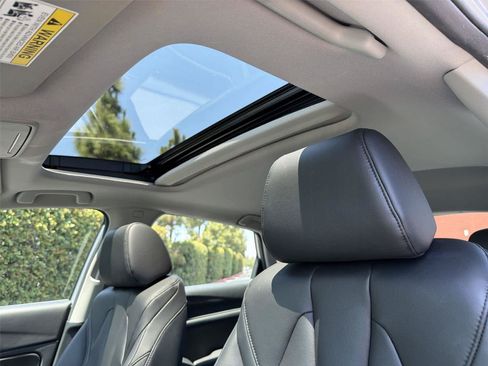 Used 2025 Acura Integra FWD image 41