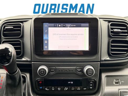 Used 2024 RAM ProMaster 2500 w/ Convenience Group image 21