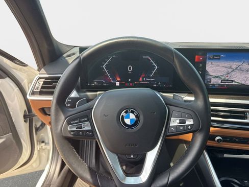 Used 2024 BMW 330i Sedan w/ Premium Package RWD image 31