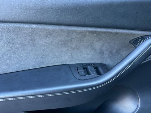 Used 2021 Tesla Model Y Performance AWD/4WD image 10