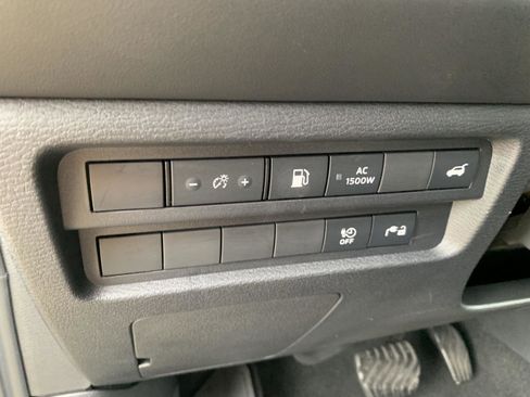 Used 2023 Mitsubishi Outlander SEL image 20