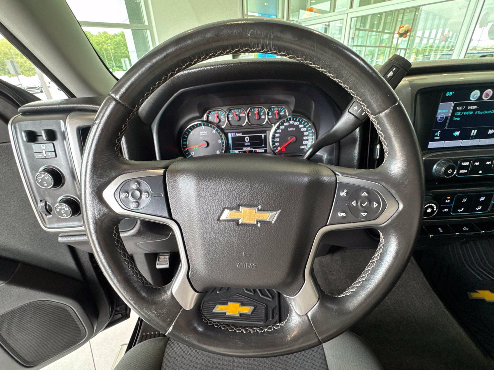 Used 2015 Chevrolet Silverado 1500 LT w/ LT Convenience Package AWD/4WD image 20