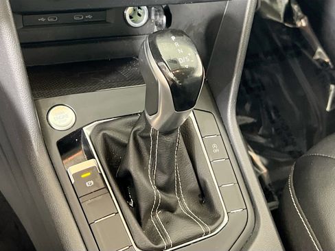 Used 2022 Volkswagen Taos SE image 17