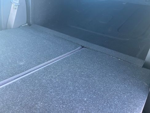 Used 2014 Chevrolet Cruze LT image 13