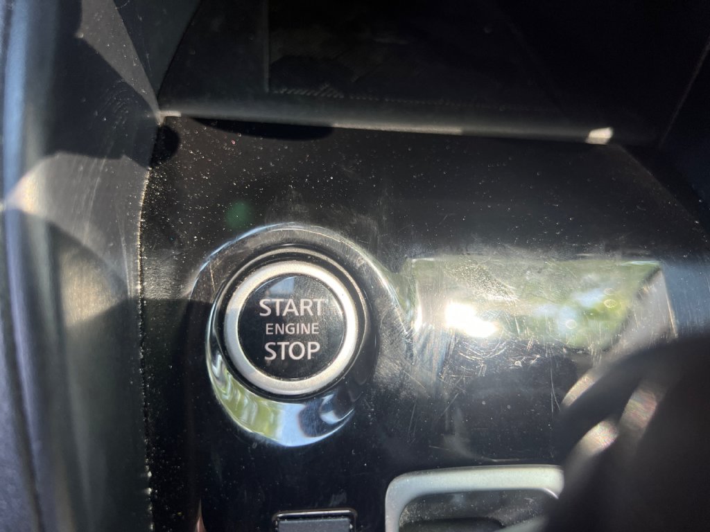 Used 2025 Nissan Versa SV FWD image 24