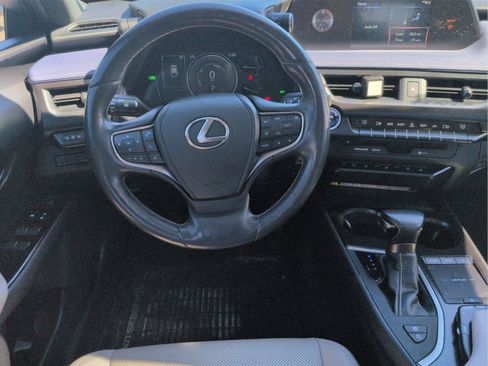 Used 2020 Lexus UX 250h w/ Premium Package image 24