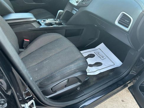 Used 2015 Chevrolet Equinox LT w/ Driver Convenience Package image 12