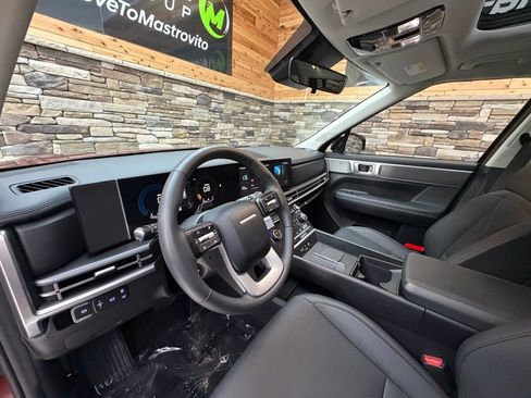 Used 2025 Hyundai Santa Fe XRT image 10