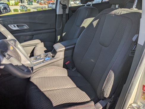 Used 2014 Chevrolet Equinox LS image 16