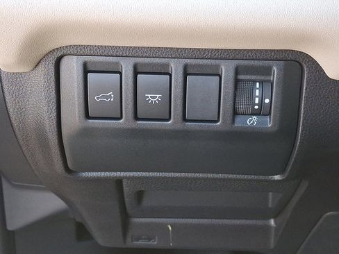 New 2026 Subaru Ascent Limited image 17