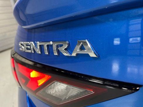 Used 2022 Nissan Sentra SV w/ SV Premium Package FWD image 35