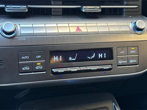 Used 2024 Hyundai Kona SEL w/ Convenience Package image 27