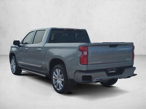 New 2025 Chevrolet Silverado 1500 High Country AWD/4WD image 9