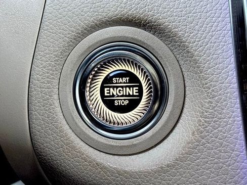 Used 2022 Mercedes-Benz GLC 300 image 18