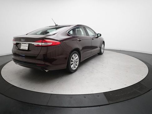 Used 2017 Ford Fusion SE w/ Fusion SE Technology Package FWD image 36