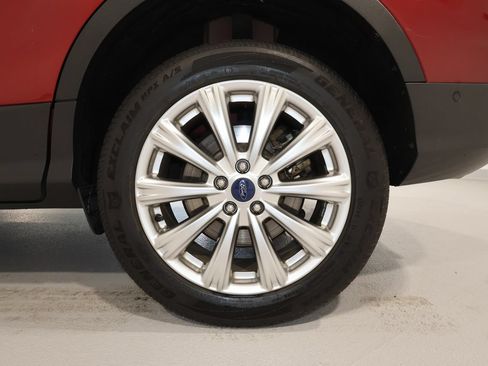 Used 2018 Ford Escape Titanium AWD/4WD image 21