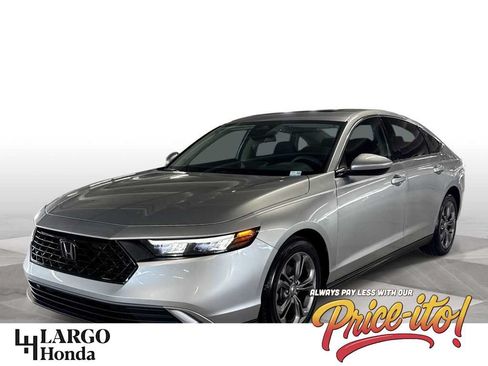 Used 2024 Honda Accord EX image 1