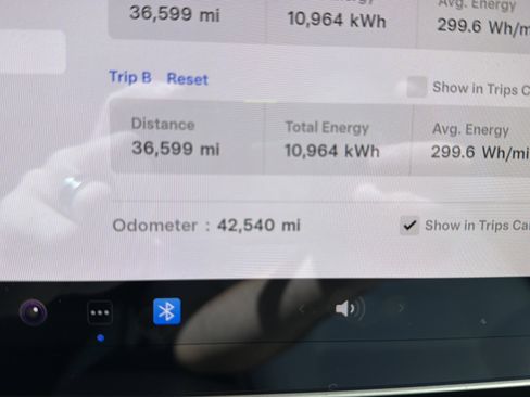 Used 2021 Tesla Model Y Long Range image 2