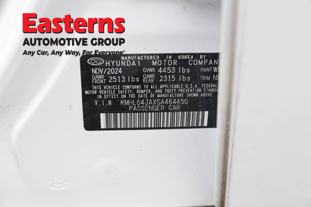 Used 2025 Hyundai Sonata SEL FWD image 38