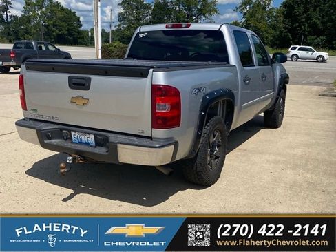 Used 2010 Chevrolet Silverado 1500 LS AWD/4WD image 10