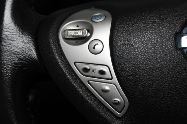 Used 2015 Nissan Leaf SL w/ Premium Package FWD image 23