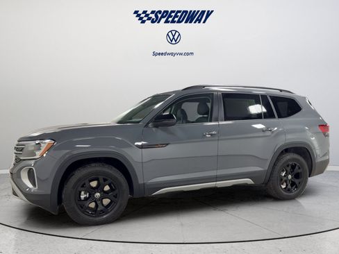 New 2026 Volkswagen Atlas Peak Edition AWD/4WD image 11