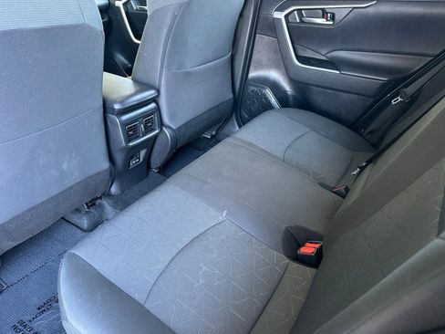 Certified 2023 Toyota RAV4 XLE w/ Convenience Package FWD image 11