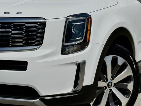 Used 2021 Kia Telluride S FWD image 3
